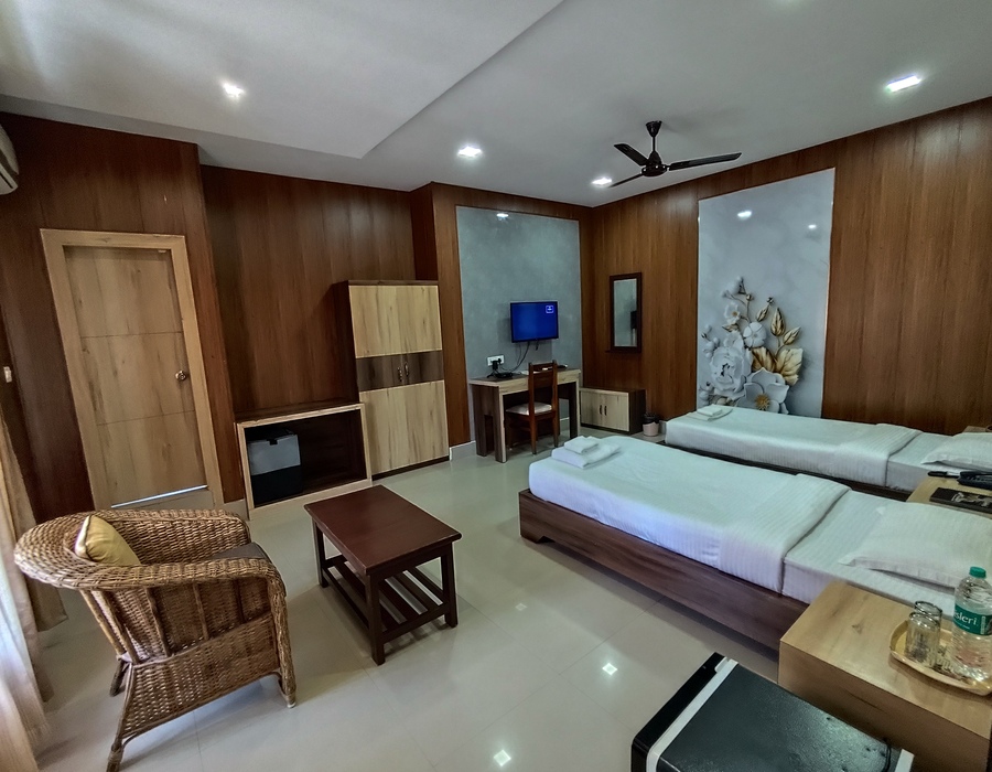 Welcome to Hotel Aatreyee — modern rooms and warm hospitality in Duliajan, Assam.